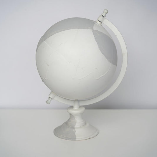 Invisible Globe
